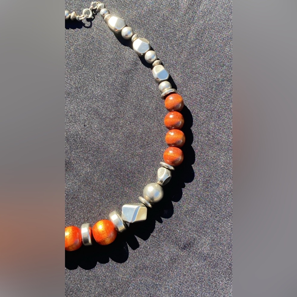 STATEMENT NECKLACE & BRACELET SET POLISHED WOOD & SILVER TONE BEADS - Picture 10 of 12